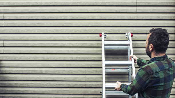 Best Siding Removal and Disposal  in Evendale, OH